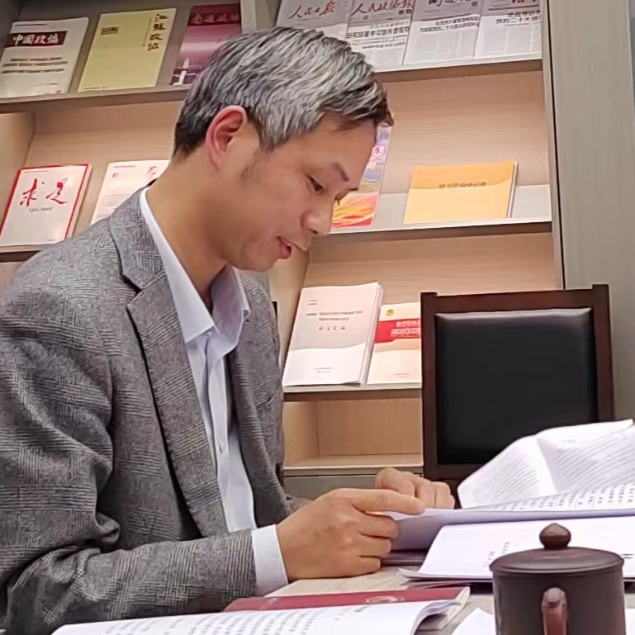 126e29a7a6f7fd2eff2212ae106efbd.jpg 图片